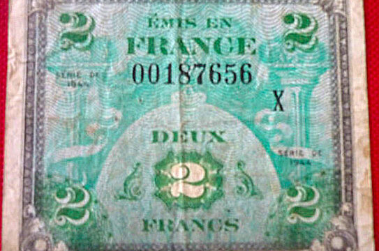 2 francs Drapeau type 1944