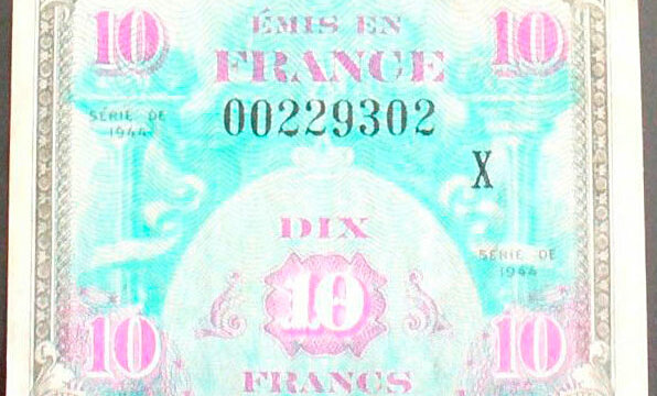 10 francs Drapeau type 1944