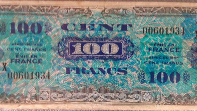 100 francs Drapeau type 1944